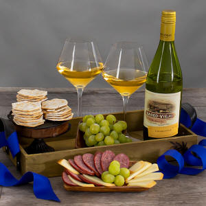 White Wine Gift Basket